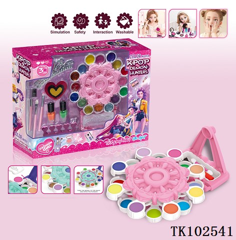 <img src='photo/2025/TK102541.jpg'width='400' height='300'>