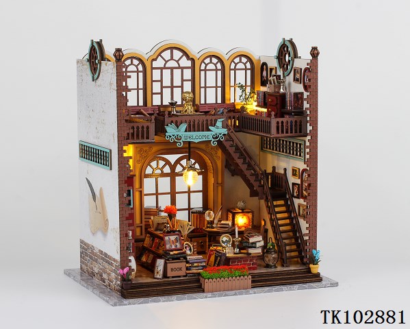 <img src='photo/2025/TK102881.JPG'width='400' height='300'>